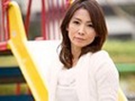 あなた、ごめんなさい！ 町内会の男達に犯されながら感じてしまった五十路・六十路妻！　サンプル画像02